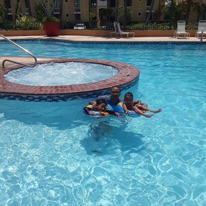 Meet your Posher, Edwin